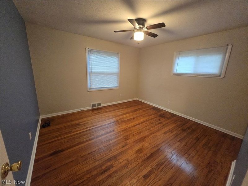 4290 Jennings Road, Cleveland, OH 44109 Photo 9