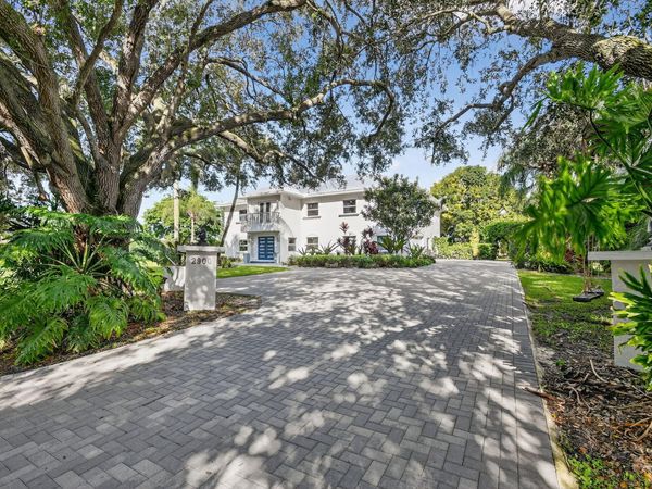 2900 Greenbriar Boulevard, Wellington, FL 33414