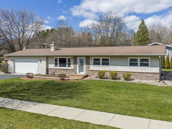 835 12th Street, Baraboo, WI 53913