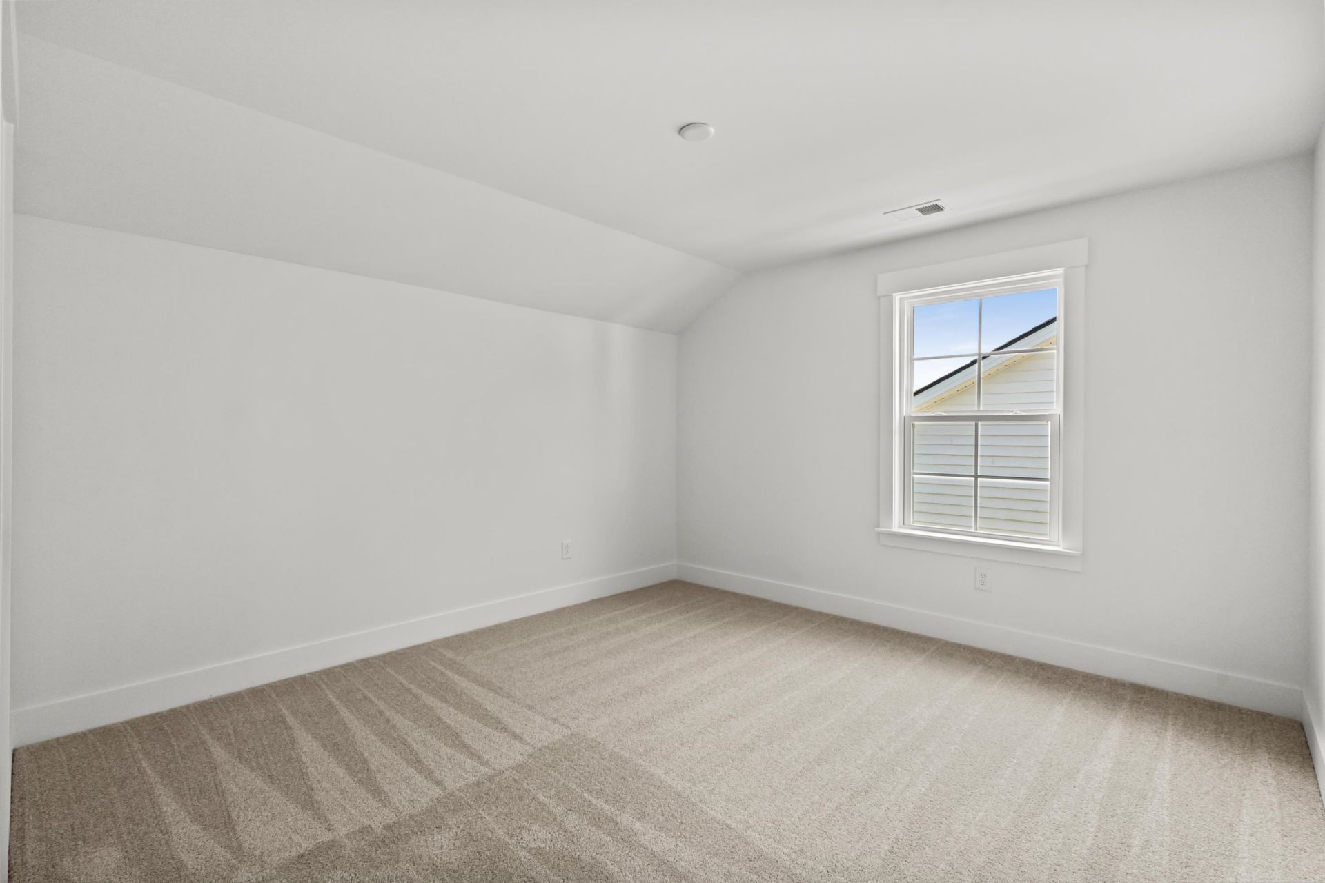 739 Sun Colony Blvd. Photo 25