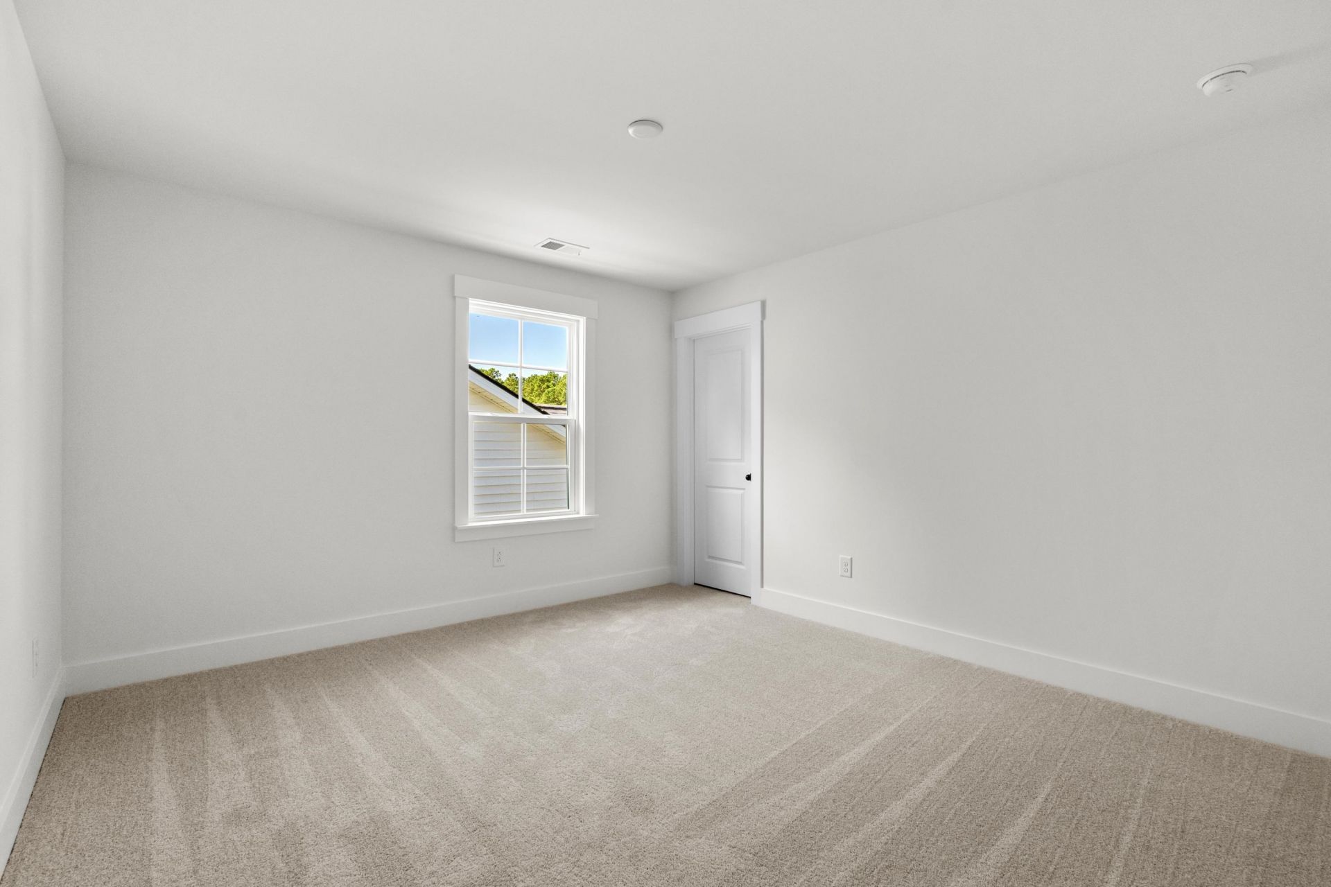 739 Sun Colony Blvd. Photo 26