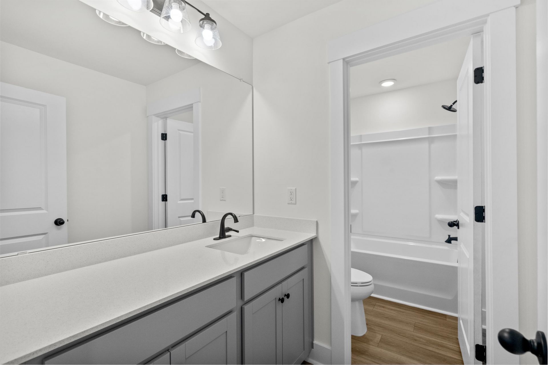 739 Sun Colony Blvd. Photo 27