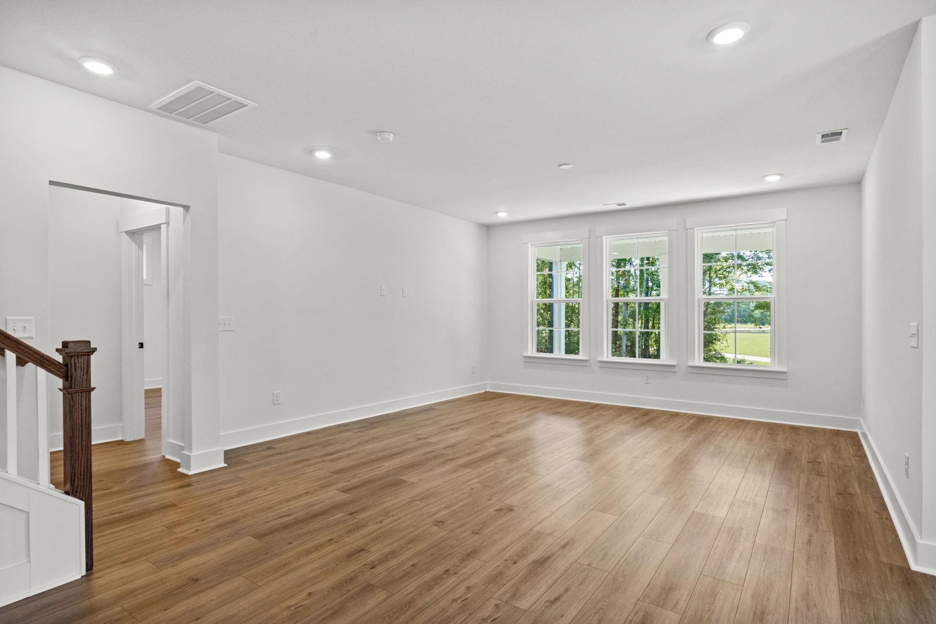 739 Sun Colony Blvd. Photo 5