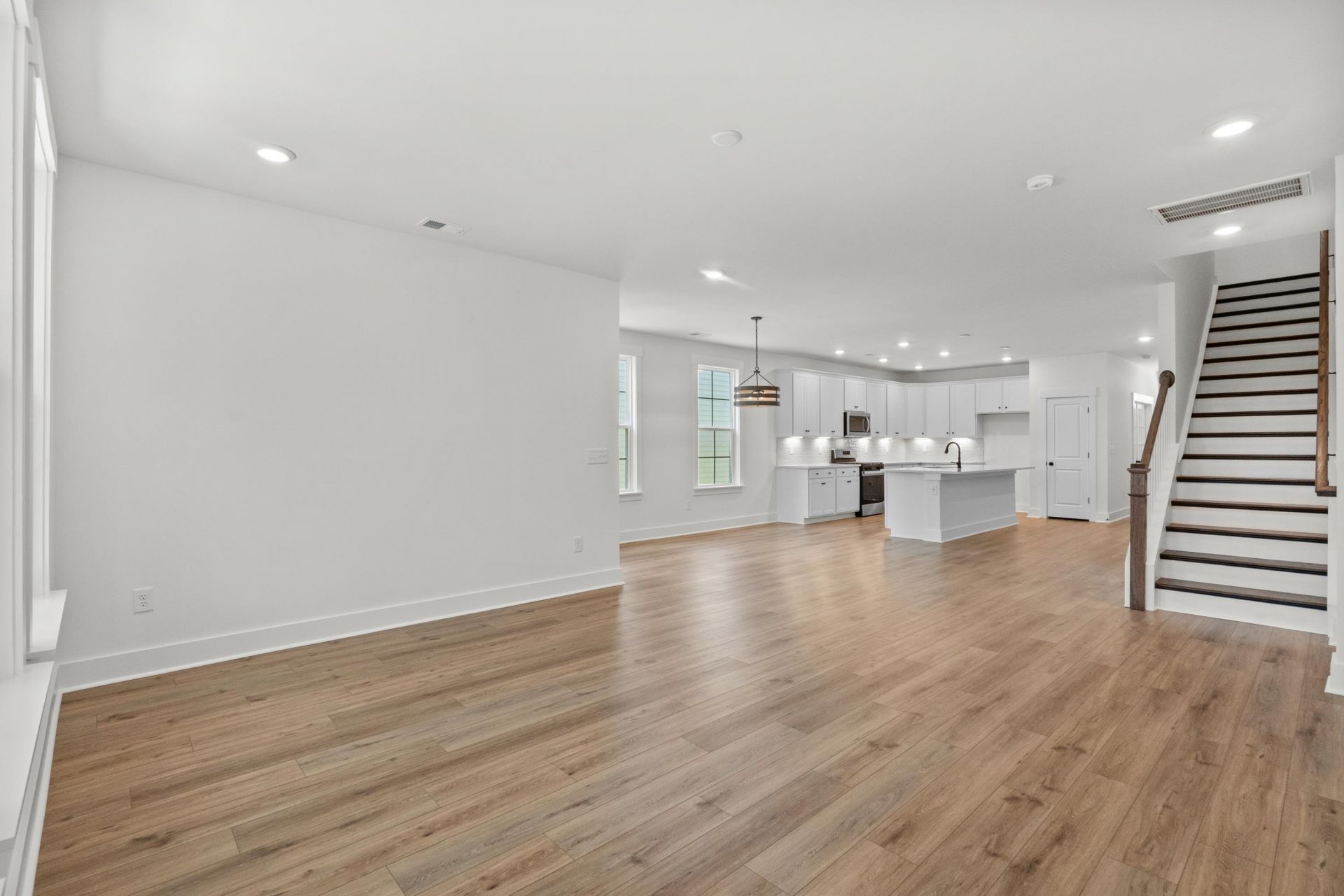 739 Sun Colony Blvd. Photo 7