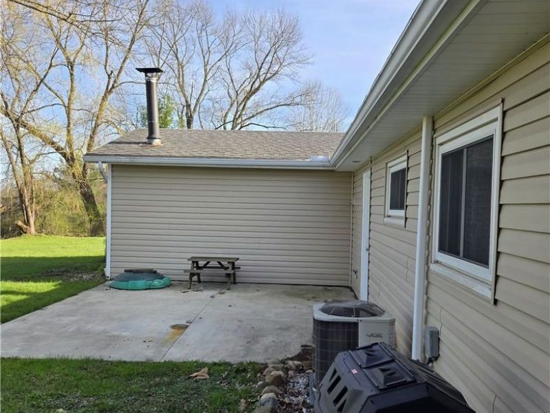 6279 Tonbridge Court , Bedford Heights, OH 44146 Photo 13