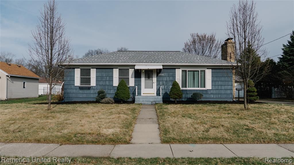 3332 Mckee Avenue Sw, Wyoming, MI 49509 Main Photo