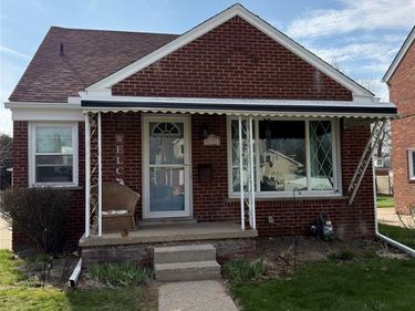 6778 Kolb Avenue, Allen Park, MI 48101