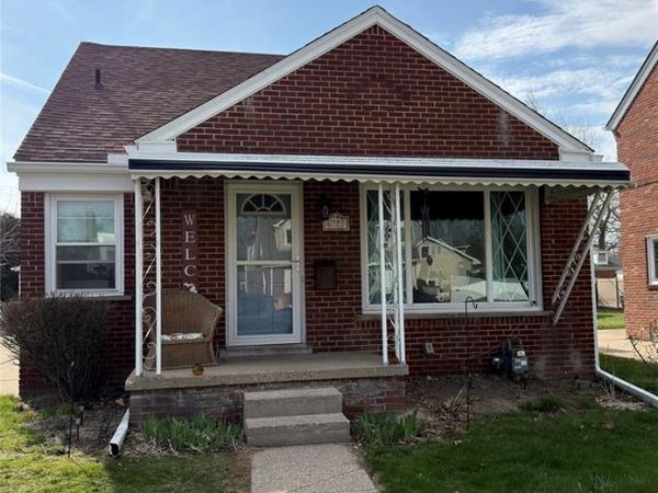 6778 Kolb Avenue, Allen Park, MI 48101