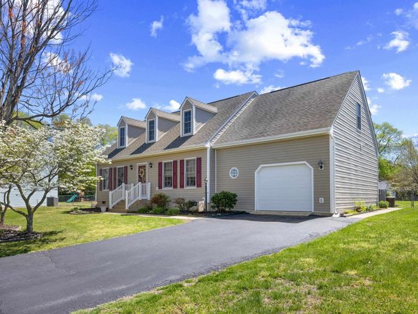 45 LEDYARD CT, STUARTS DRAFT, VA 24477