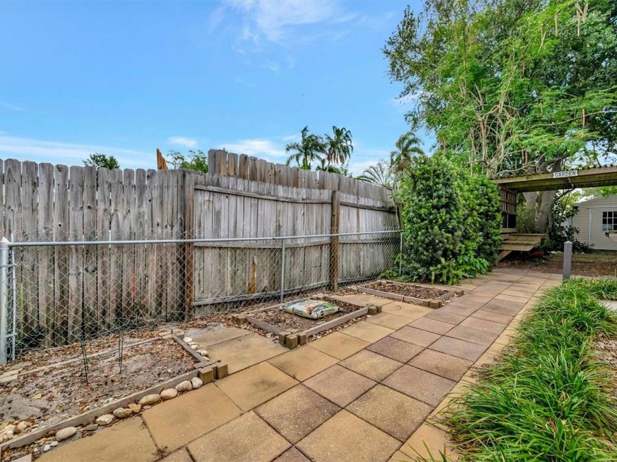 Property Image 61