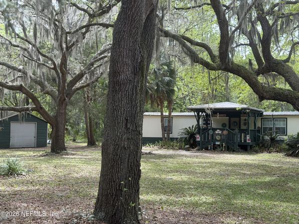 85045 LONNIE CREWS Road, Fernandina Beach, FL 32034