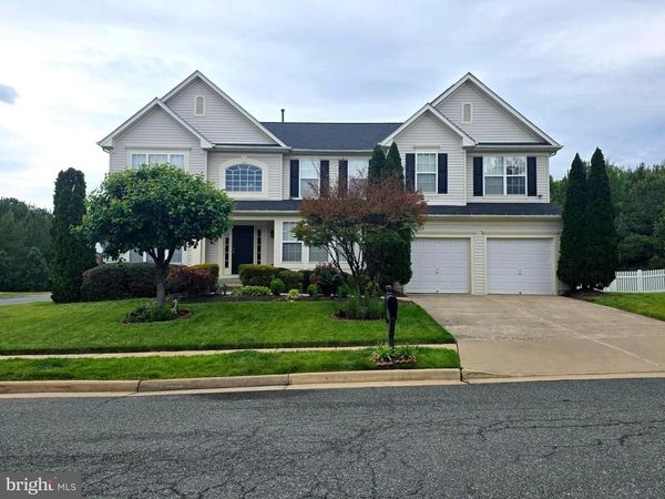 5200 LINDEN DR, FREDERICKSBURG, VA 22407
