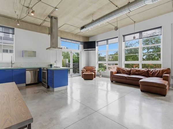 425 N Andrews Avenue, Unit 202, Fort Lauderdale, FL 33301