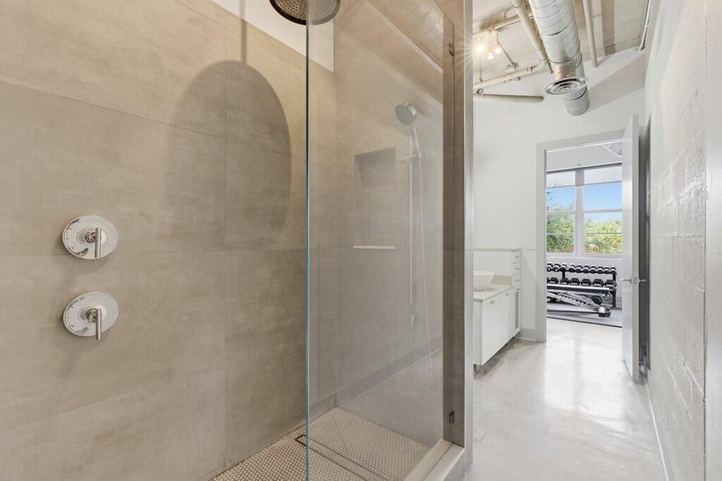 425 N Andrews Avenue, Unit 202, Fort Lauderdale, FL 33301 Photo