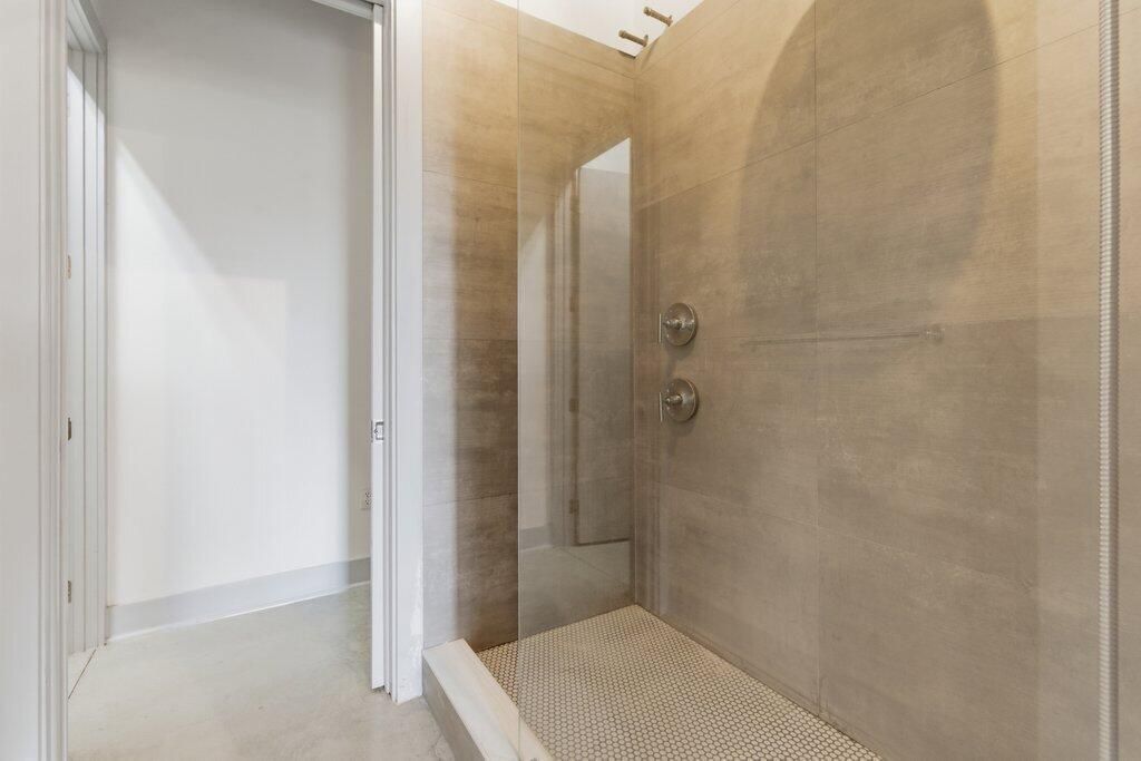 425 N Andrews Avenue, Unit 202, Fort Lauderdale, FL 33301 Photo