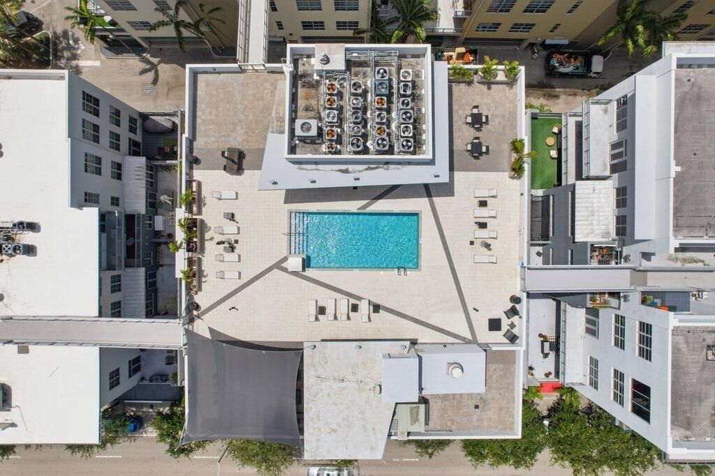 425 N Andrews Avenue, Unit 202, Fort Lauderdale, FL 33301 Photo