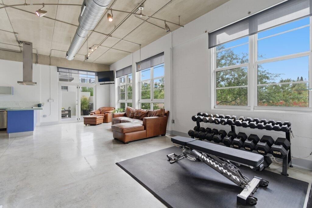 425 N Andrews Avenue, Unit 202, Fort Lauderdale, FL 33301 Photo