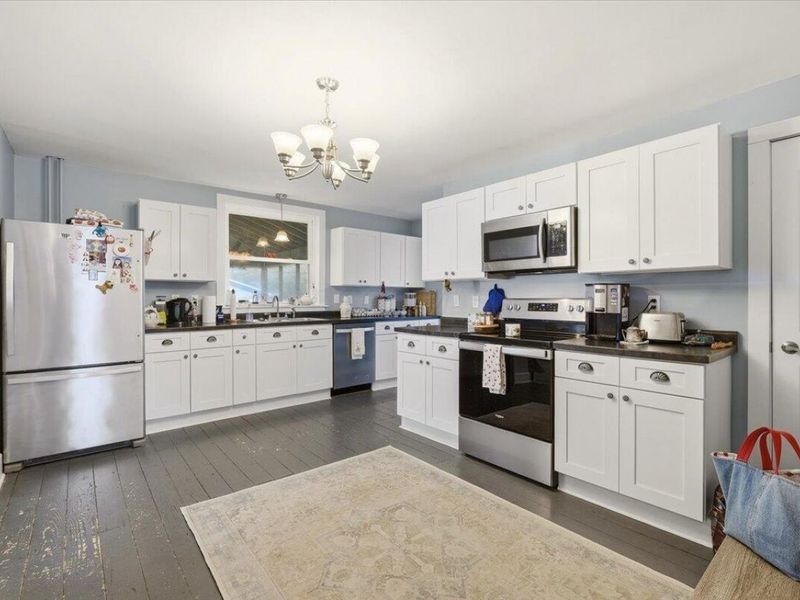 122 W Sandusky Street, Fredericktown, OH 43019 Photo 14