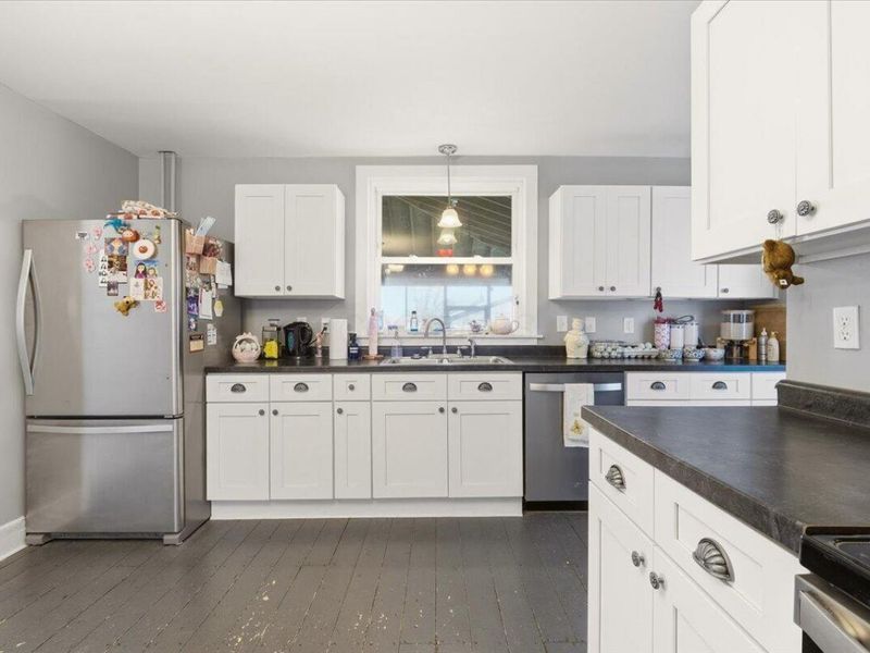 122 W Sandusky Street, Fredericktown, OH 43019 Photo 16