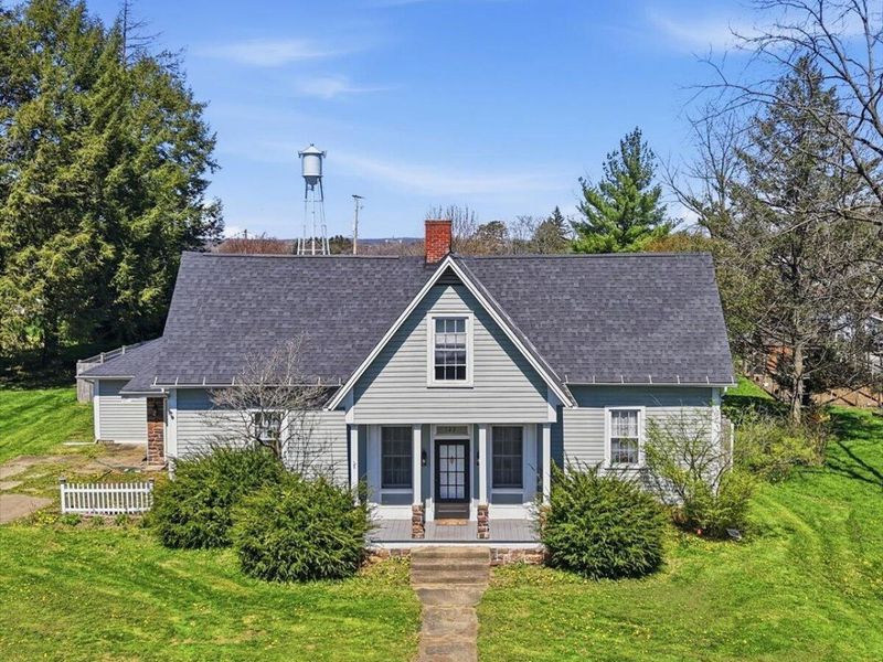 122 W Sandusky Street, Fredericktown, OH 43019 Photo 2