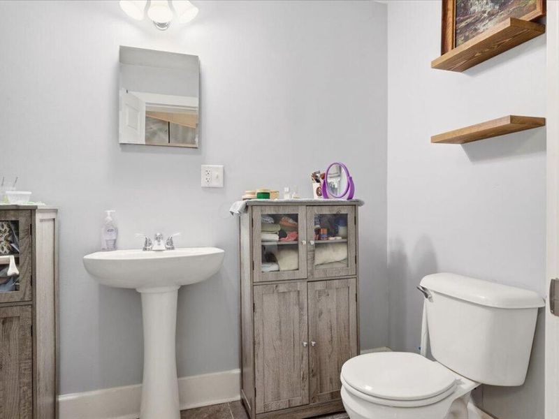 122 W Sandusky Street, Fredericktown, OH 43019 Photo 23