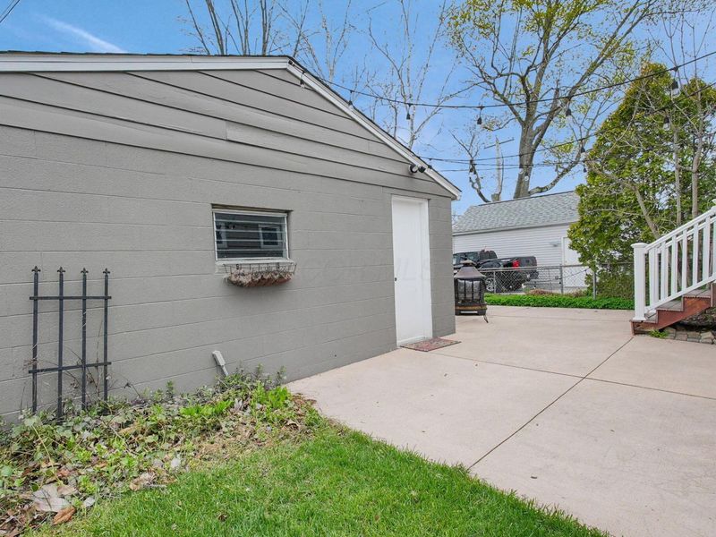 289 E Royal Forest Boulevard, Columbus, OH 43214 Photo 23