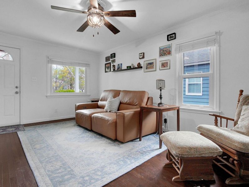 289 E Royal Forest Boulevard, Columbus, OH 43214 Photo 9