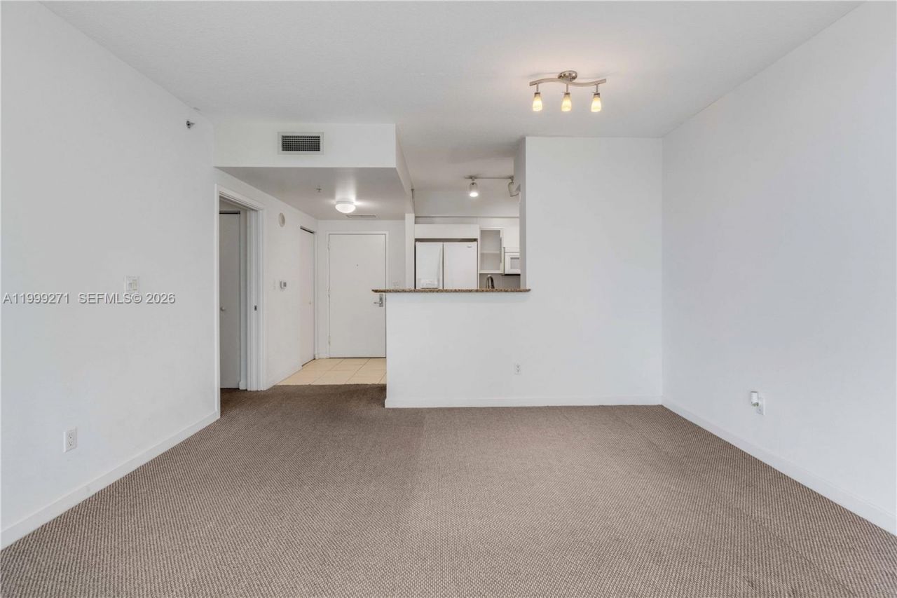 335 S Biscayne Blvd, Unit 1004, Miami, FL 33131 Photo