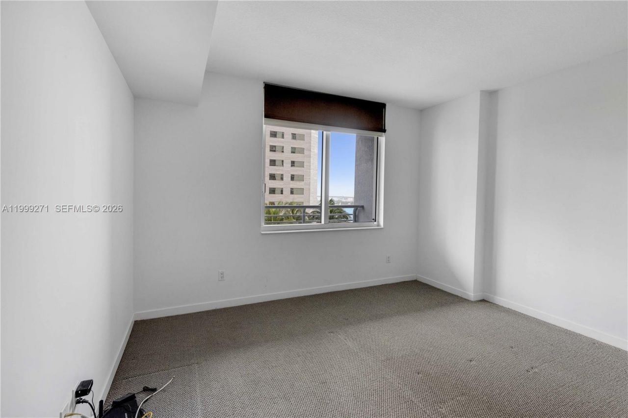 335 S Biscayne Blvd, Unit 1004, Miami, FL 33131 Photo