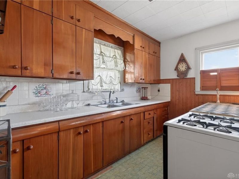 9475 N Dixie Drive, Vandalia, OH 45414 Photo 10