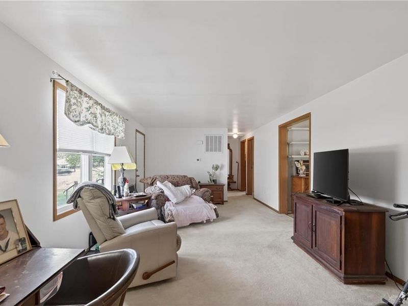 9475 N Dixie Drive, Vandalia, OH 45414 Photo 22