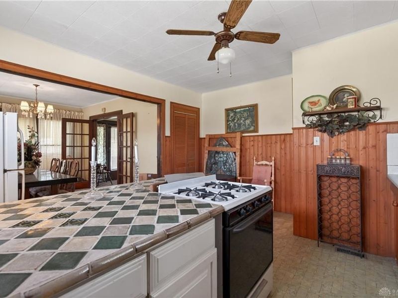 9475 N Dixie Drive, Vandalia, OH 45414 Photo 8