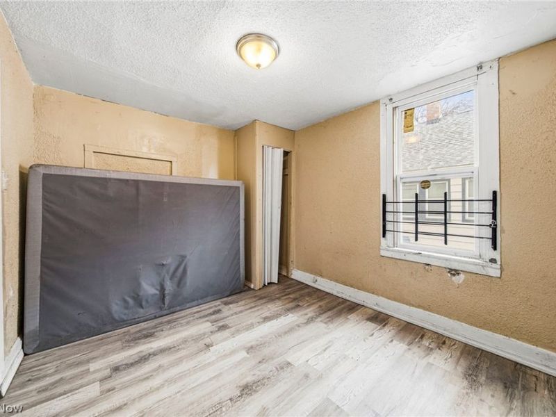 798 E 100th Street, Cleveland, OH 44108 Photo 18