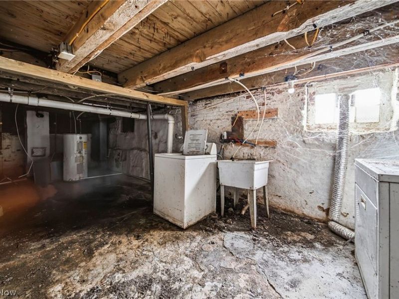 798 E 100th Street, Cleveland, OH 44108 Photo 28