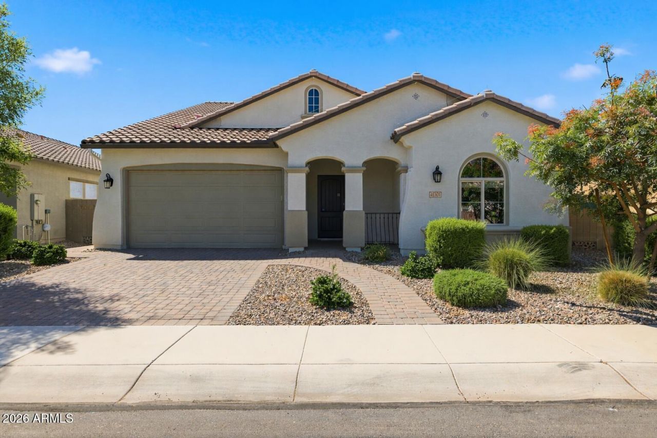 41301 W Sussex Drive, Maricopa, AZ 85138 Main Photo