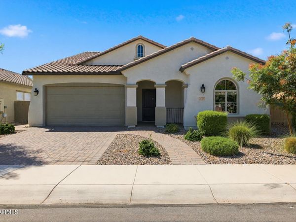 41301 W SUSSEX Drive, Maricopa, AZ 85138