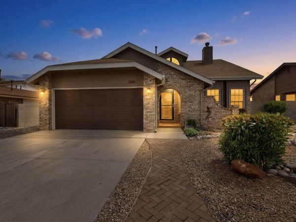 7824 Primrose Drive NW, Albuquerque, NM 87120