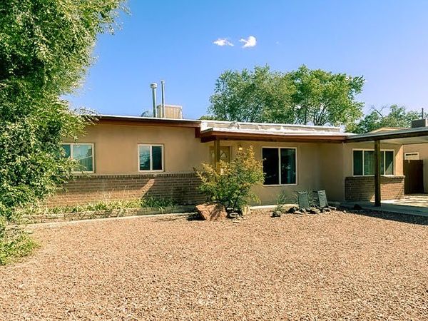 2808 Manzano Street NE, Albuquerque, NM 87110
