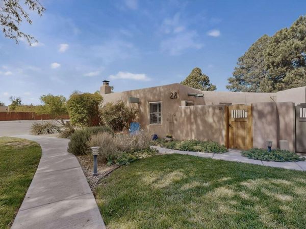 3939 Rio Grande Boulevard NW, Unit 28, Albuquerque, NM 87107
