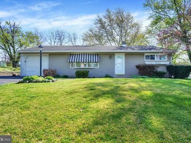 2833 ANITA DRIVE, DOVER, PA 17315