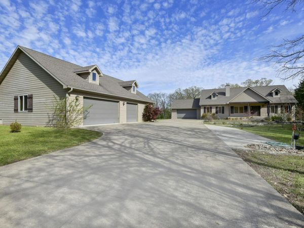 526 Fort Cannon Lane, Shell Knob, MO 65747