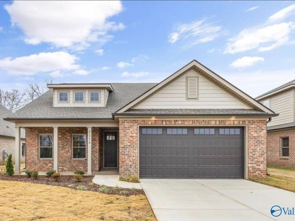 21774 Hemlock Drive, Athens, AL 35613