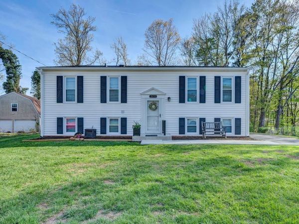 2630 Puckett CIR, Salem, VA 24153