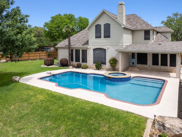 2300 Falkirk CV, Round Rock, TX 78681