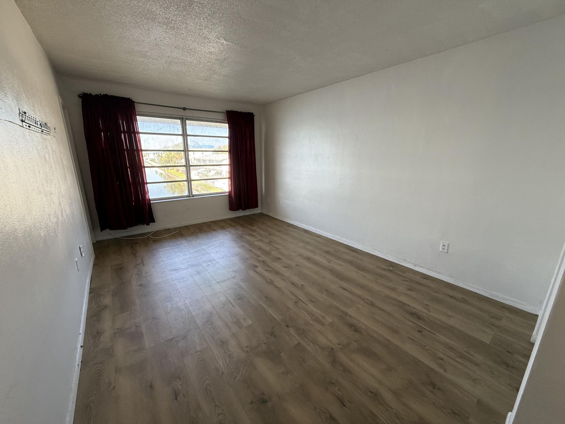 1300 NE 191st Street, Unit A305, Miami, FL 33179 Photo