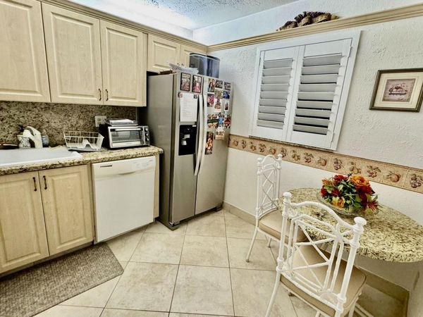 3100 Holiday Springs Boulevard, Margate, FL 33063