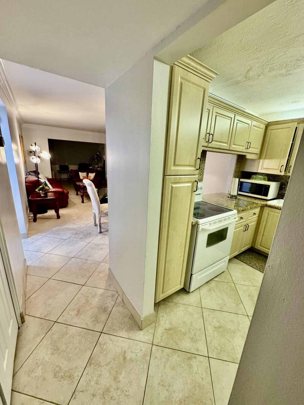 3100 Holiday Springs Boulevard, Margate, FL 33063 Photo