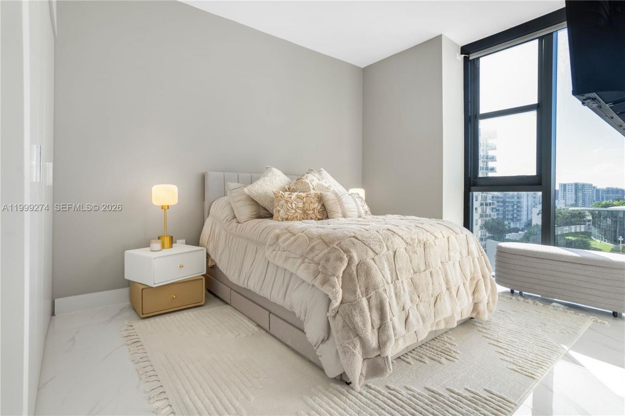 700 NE 24, Unit 901, Miami, FL 33137 Photo