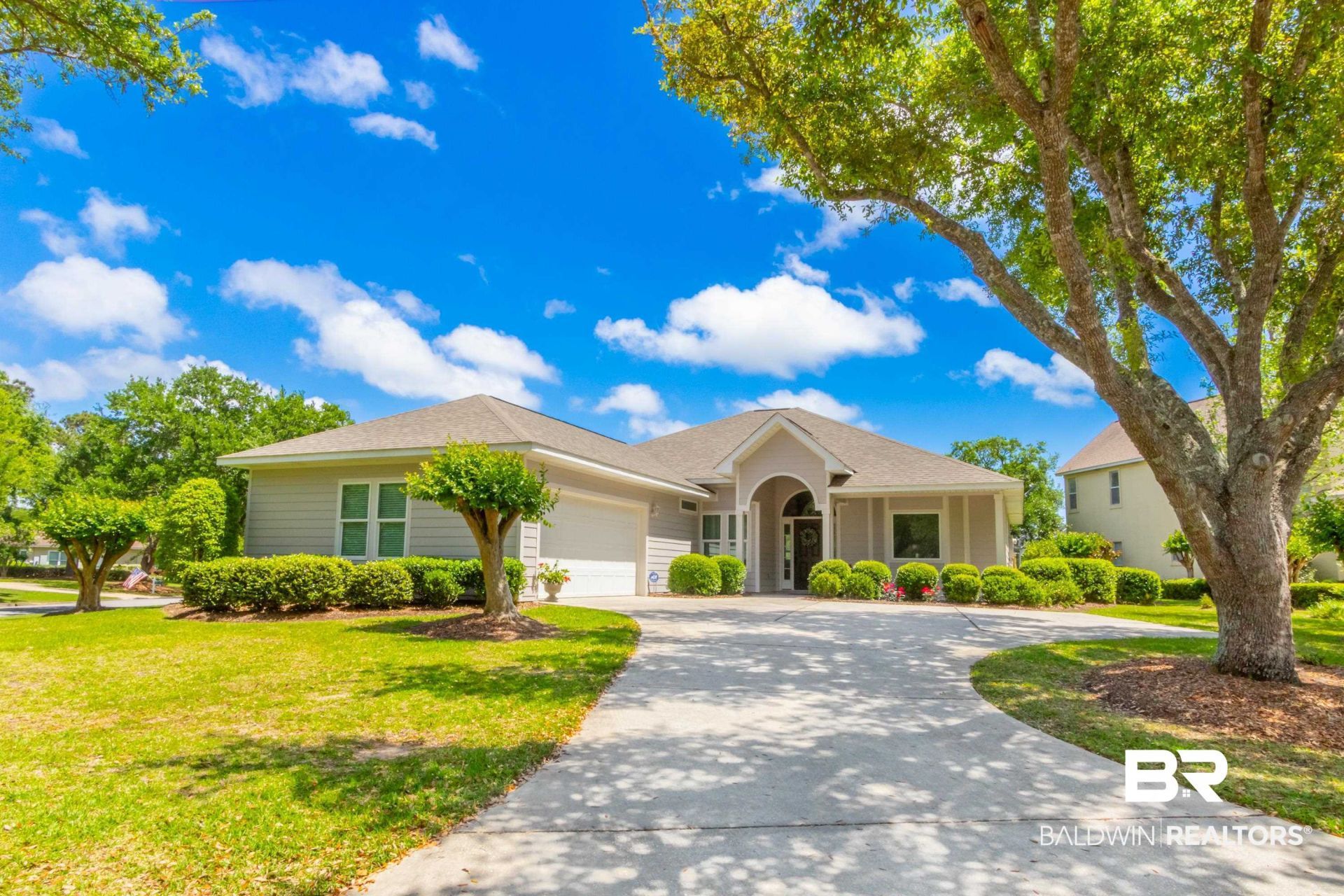 627 Pinehurst Drive, Gulf Shores, AL 36542 Main Photo