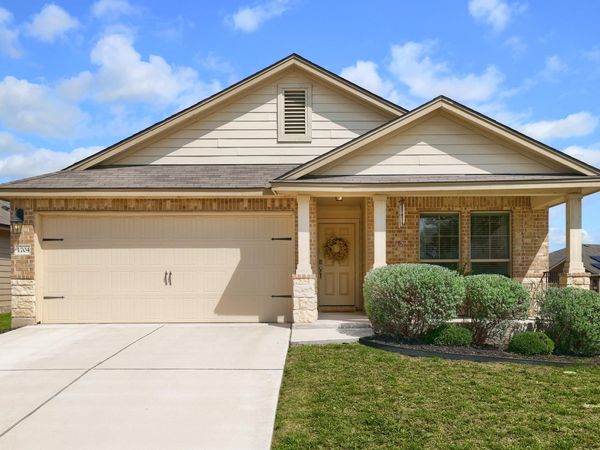 1704 T H Johnson DR, Taylor, TX 76574